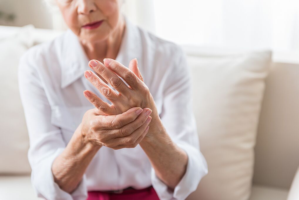 Comment se manifeste l'arthrite 